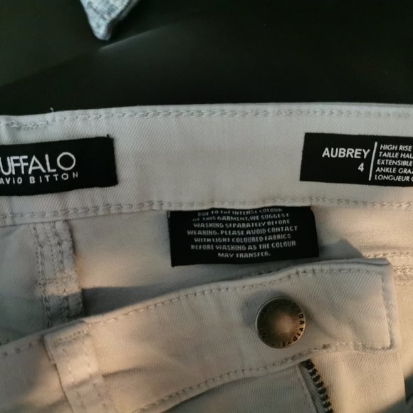 Buffalo Women's Ankle Pant (Tan) - Picture 6 of 7